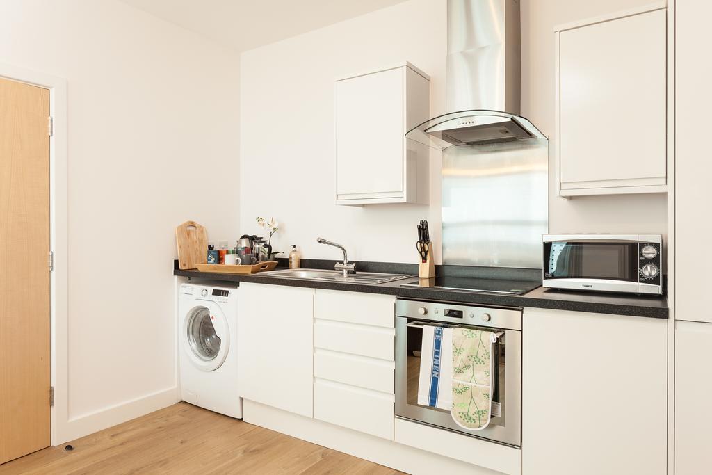 ريدهيل Self-Contained Town Centre One Bedroom Apartments By Helmswood Serviced Apartments المظهر الخارجي الصورة