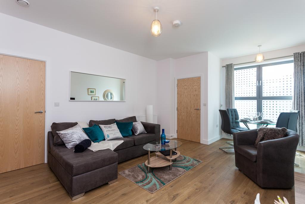 ريدهيل Self-Contained Town Centre One Bedroom Apartments By Helmswood Serviced Apartments المظهر الخارجي الصورة