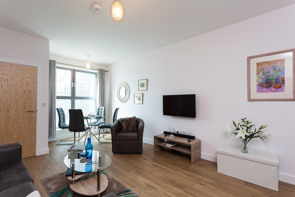 ريدهيل Self-Contained Town Centre One Bedroom Apartments By Helmswood Serviced Apartments المظهر الخارجي الصورة