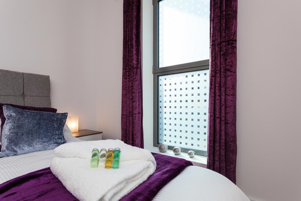 ريدهيل Self-Contained Town Centre One Bedroom Apartments By Helmswood Serviced Apartments المظهر الخارجي الصورة